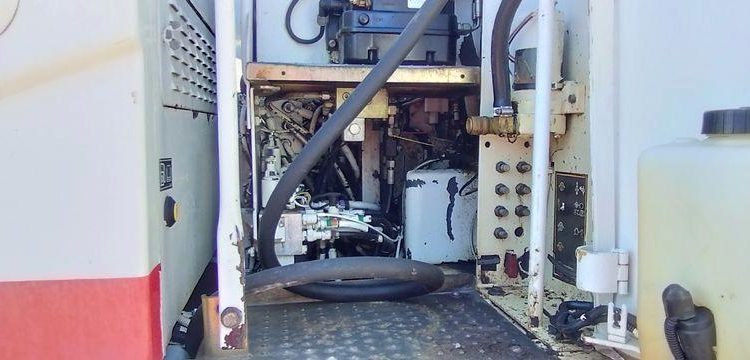 CATERPILLAR PELLE CAT313D A VOLEE VARIABLE OFFSET BOOM SUR ROUES 13T DIESEL – 14439 HEURES  CATM313