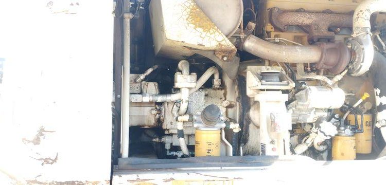 CATERPILLAR PELLE CAT313D A VOLEE VARIABLE OFFSET BOOM SUR ROUES 13T DIESEL – 14439 HEURES  CATM313