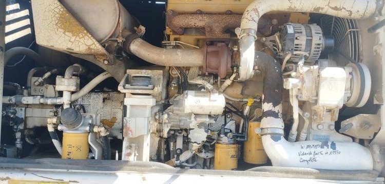 CATERPILLAR PELLE CAT313D A VOLEE VARIABLE OFFSET BOOM SUR ROUES 13T DIESEL – 14439 HEURES  CATM313