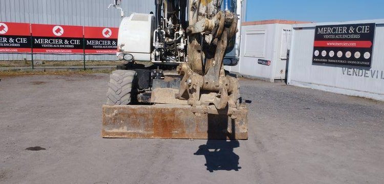 CATERPILLAR PELLE CAT313D A VOLEE VARIABLE OFFSET BOOM SUR ROUES 13T DIESEL – 14439 HEURES  CATM313