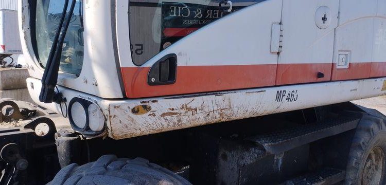 CATERPILLAR PELLE CAT313D A VOLEE VARIABLE OFFSET BOOM SUR ROUES 13T DIESEL – 14439 HEURES  CATM313