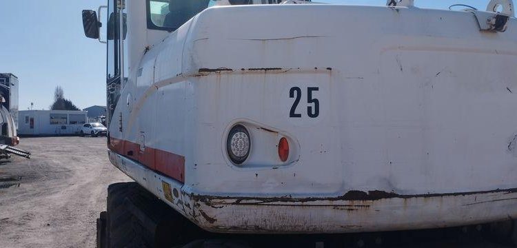 CATERPILLAR PELLE CAT313D A VOLEE VARIABLE OFFSET BOOM SUR ROUES 13T DIESEL – 14439 HEURES  CATM313