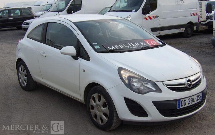 OPEL CORSA 3 PORTES 1.3 CDTI 75 CV  DG-294-XS