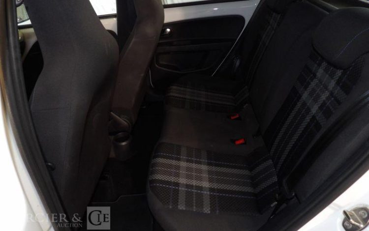 VOLKSWAGEN UP 1,0 75CH MOVE  DQ-555-EM