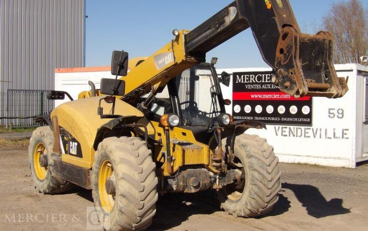 CATERPILLAR CHARIOT TELESCOPIQUE TH337C – CAPACITE 3,3T – HAUTEUR DE LEVAGE 7,3 M – 5741 H  DS-700-LT