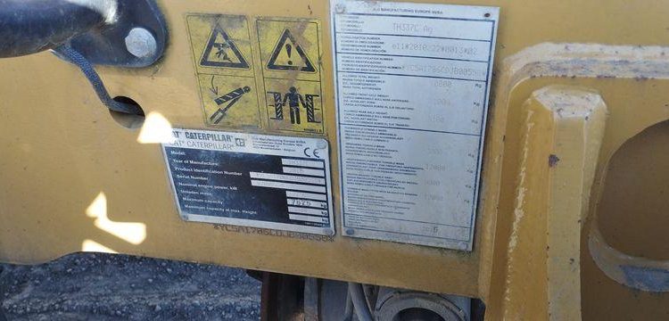 CATERPILLAR CHARIOT TELESCOPIQUE TH337C – CAPACITE 3,3T – HAUTEUR DE LEVAGE 7,3 M – 5741 H  DS-700-LT