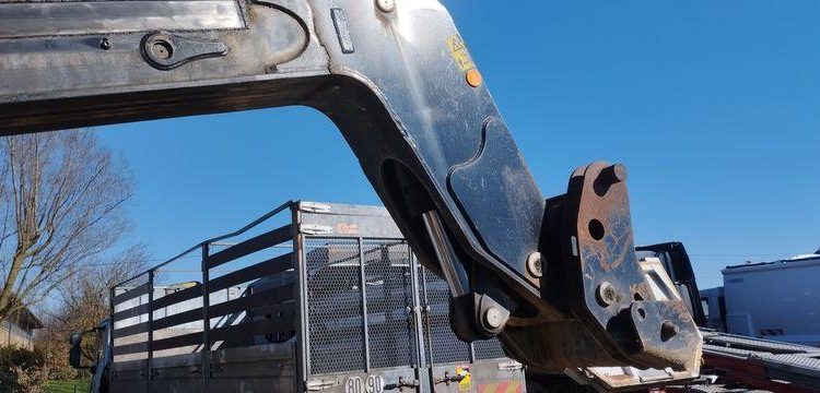 CATERPILLAR CHARIOT TELESCOPIQUE TH337C – CAPACITE 3,3T – HAUTEUR DE LEVAGE 7,3 M – 5741 H  DS-700-LT