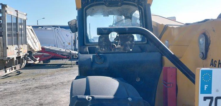 CATERPILLAR CHARIOT TELESCOPIQUE TH337C – CAPACITE 3,3T – HAUTEUR DE LEVAGE 7,3 M – 5741 H  DS-700-LT