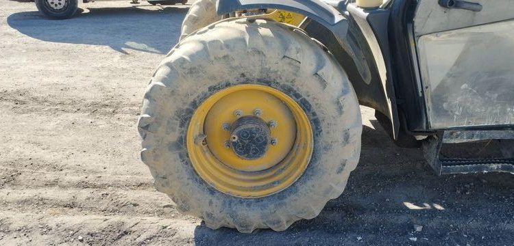 CATERPILLAR CHARIOT TELESCOPIQUE TH337C – CAPACITE 3,3T – HAUTEUR DE LEVAGE 7,3 M – 5741 H  DS-700-LT