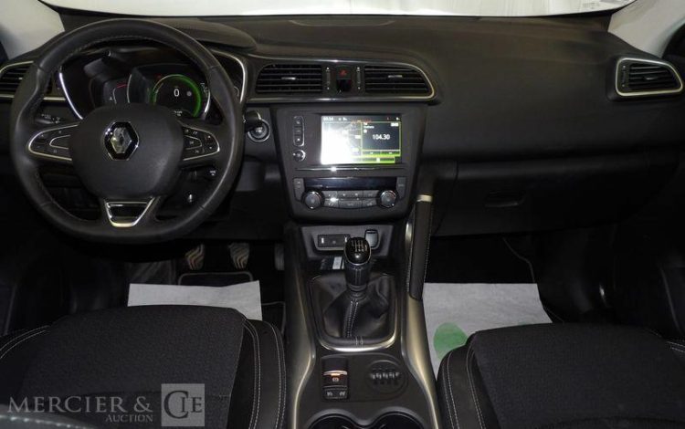 RENAULT KADJAR 1,2 TCE 130 ENERGY INTENS BLANC DV-921-LG