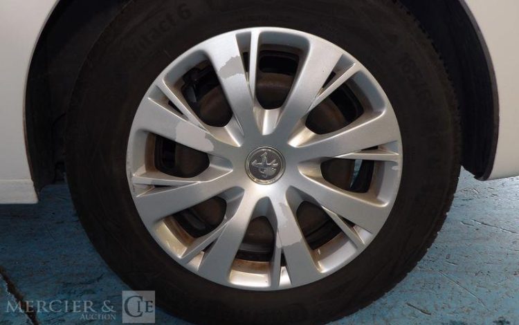 PEUGEOT 208 1,6 BLUEHDI 75CH ACTIVE  DX-347-ZP