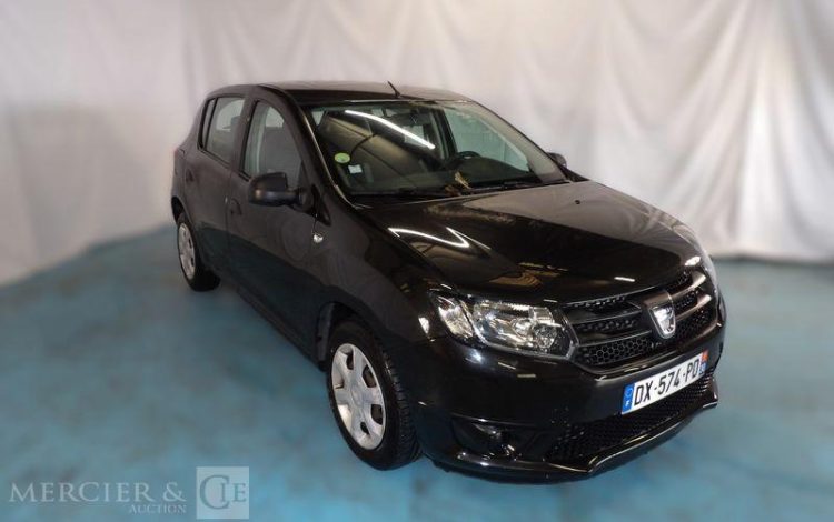 DACIA SANDERO 1,5 DCI 90CH MUSIC NOIR DX-574-PD