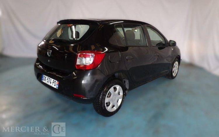 DACIA SANDERO 1,5 DCI 90CH MUSIC NOIR DX-574-PD