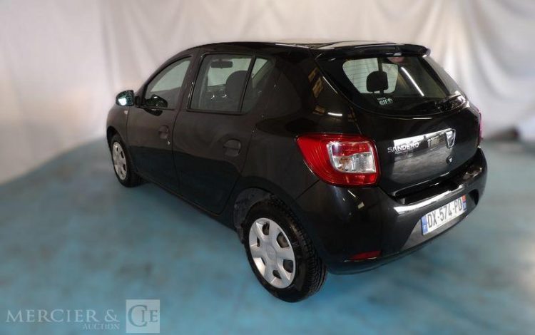 DACIA SANDERO 1,5 DCI 90CH MUSIC NOIR DX-574-PD