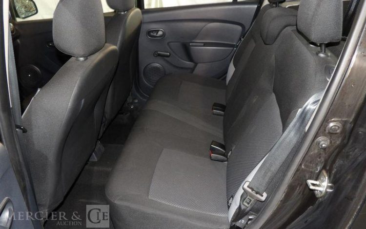DACIA SANDERO 1,5 DCI 90CH MUSIC NOIR DX-574-PD