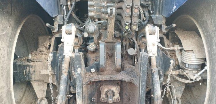 NEW HOLLAND TRACTEUR AGRICOLE T 721 AC – DIESEL – 5062 HEURES – ANNEE 2016 BLEU EG-459-NW