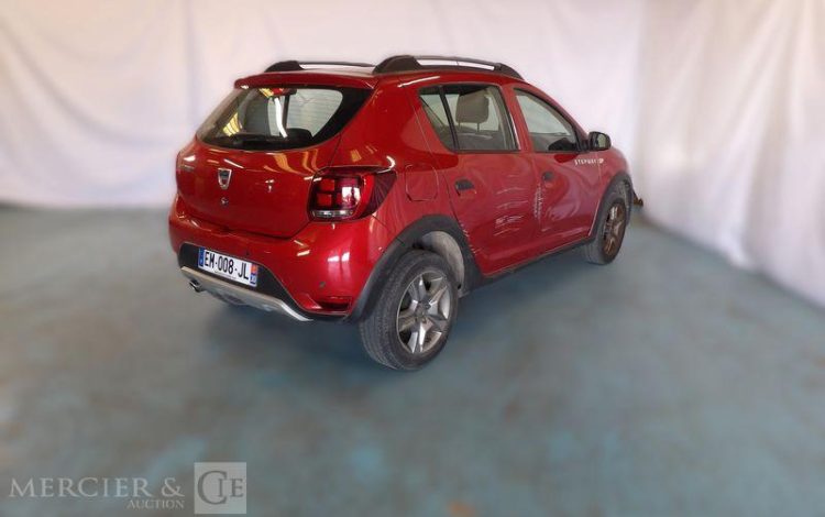 DACIA SANDERO 0,9 TCE 90CH STEPWAY  EM-008-JL