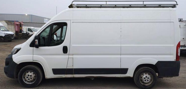 PEUGEOT BOXER  ET-585-JP
