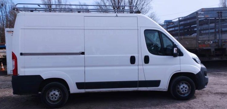 PEUGEOT BOXER  ET-585-JP