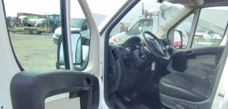 PEUGEOT BOXER  ET-585-JP