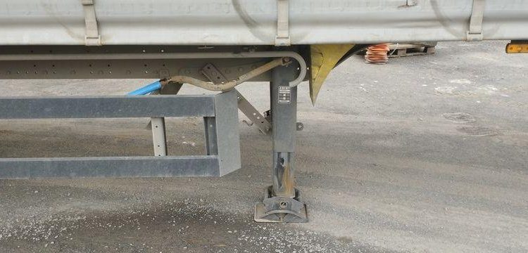 SCHMITZ SEMI-REMORQUE PLSC + HAYON DHOLLANDIA 2000KG  FB-609-YF