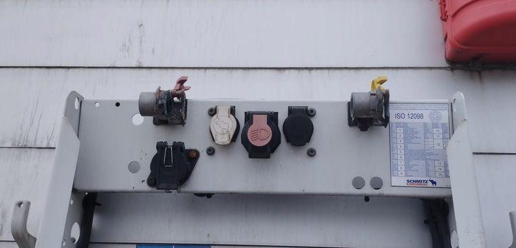 SCHMITZ SEMI-REMORQUE PLSC + HAYON DHOLLANDIA 2000KG  FB-609-YF
