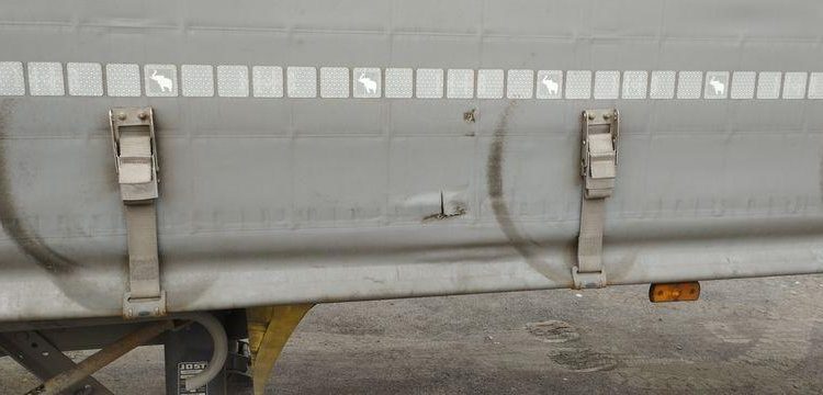 SCHMITZ SEMI-REMORQUE PLSC + HAYON DHOLLANDIA 2000KG  FB-609-YF