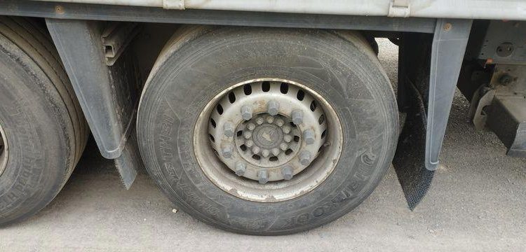 SCHMITZ SEMI-REMORQUE PLSC + HAYON DHOLLANDIA 2000KG  FB-609-YF