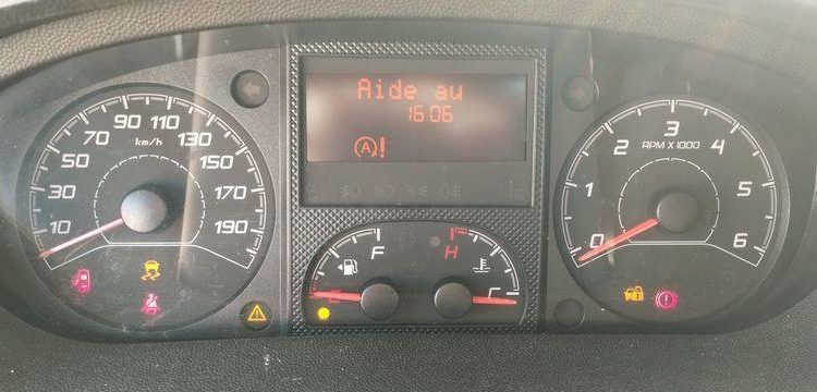 PEUGEOT BOXER FG 335 BLUEHDI 130 BVM6 L2H2 BOIS  FD-805-LB