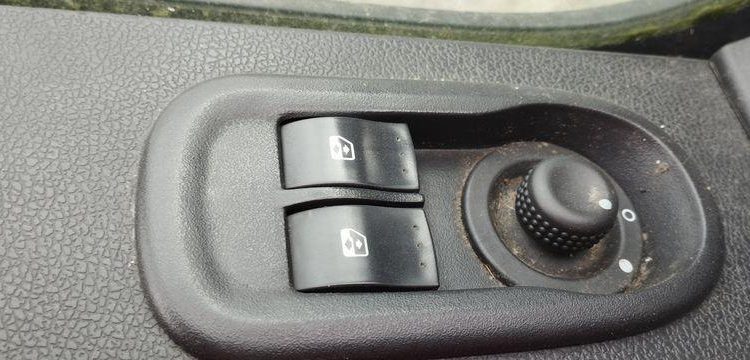 RENAULT MASTER GCF R3500 L4H3 DCI130 BOIS  FJ-498-BM