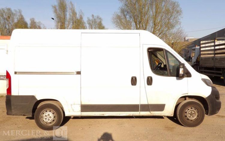 PEUGEOT BOXER FG 335 BLUEHDI 130 BVM6 L2H2 FRIGO  FK-854-GJ