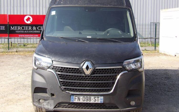 RENAULT Master L3H2 135  FN-098-ST
