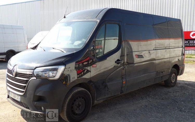 RENAULT Master L3H2 135  FN-098-ST