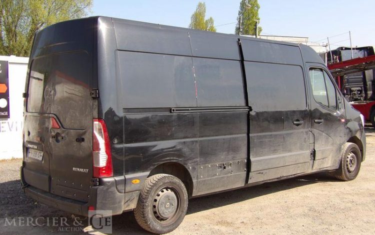 RENAULT Master L3H2 135  FN-098-ST