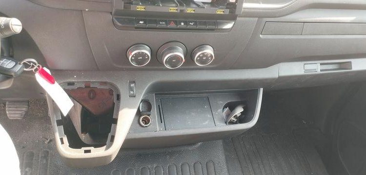 RENAULT Master L3H2 135  FN-098-ST
