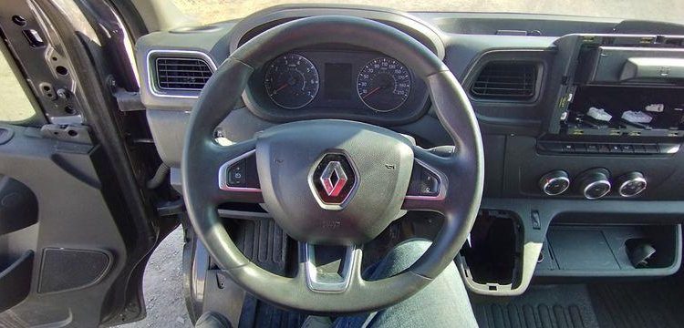 RENAULT Master L3H2 135  FN-098-ST