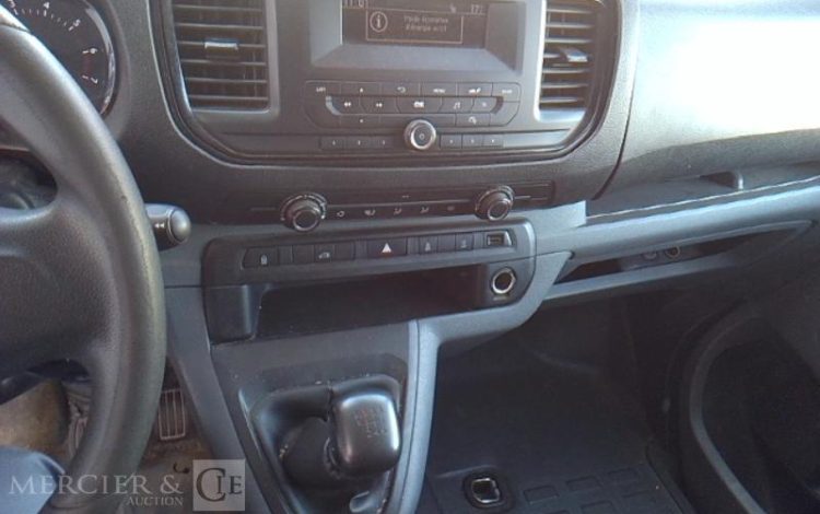 PEUGEOT Expert Premium std 2,0 BHDI120 BVM6 BOIS  FP-099-DW