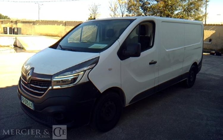 RENAULT TRAFIC GCF 1300 DCI 95 L2H1 BOIS  FQ-575-LY
