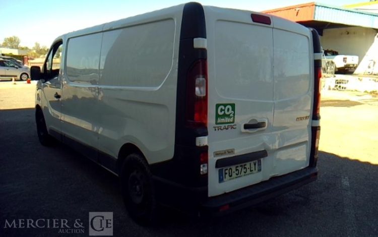 RENAULT TRAFIC GCF 1300 DCI 95 L2H1 BOIS  FQ-575-LY