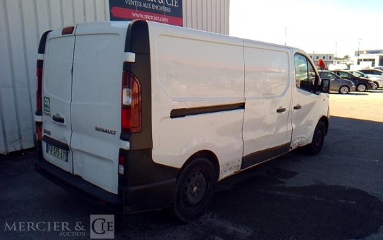 RENAULT TRAFIC GCF 1300 DCI 95 L2H1 BOIS  FQ-575-LY