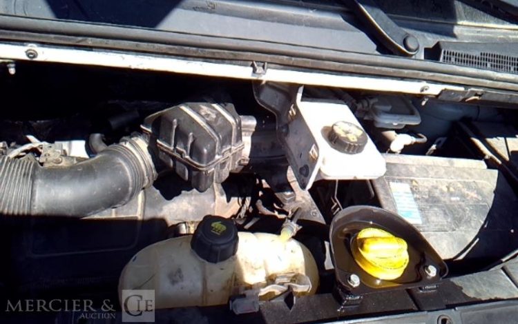 RENAULT TRAFIC GCF 1300 DCI 95 L2H1 BOIS  FQ-689-LY