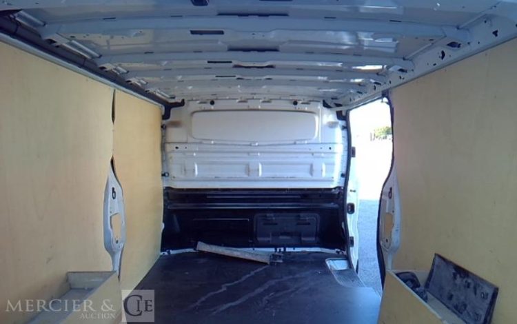 RENAULT TRAFIC GCF 1300 DCI 120 L2H1 BOIS  FQ-713-JL