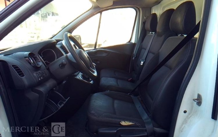 RENAULT TRAFIC GCF 1300 DCI 120 L2H1 BOIS  FQ-713-JL