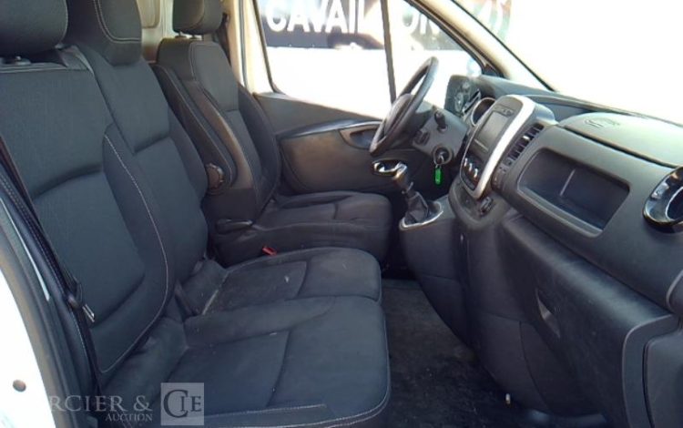RENAULT TRAFIC GCF 1300 DCI 120 L2H1 BOIS  FS-247-YG