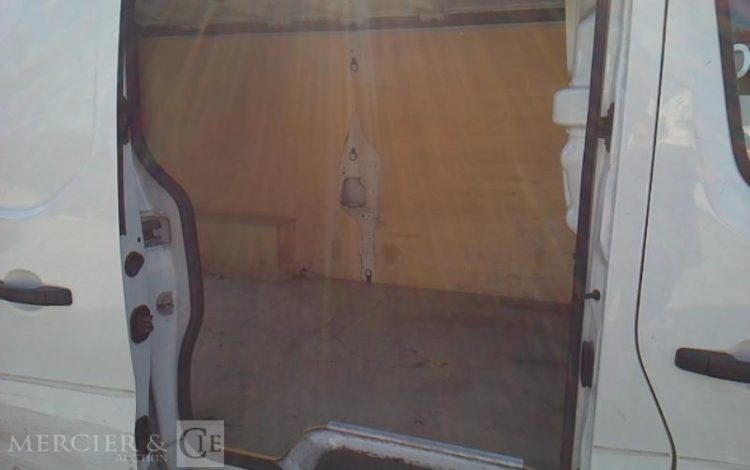 RENAULT TRAFIC GCF 1300 DCI 120 L2H1 BOIS  FS-247-YG