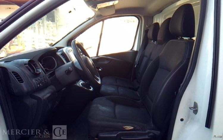 RENAULT TRAFIC GCF 1300 DCI 120 L2H1 BOIS  FS-247-YG