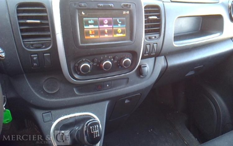 RENAULT TRAFIC GCF 1300 DCI 120 L2H1 BOIS  FS-247-YG