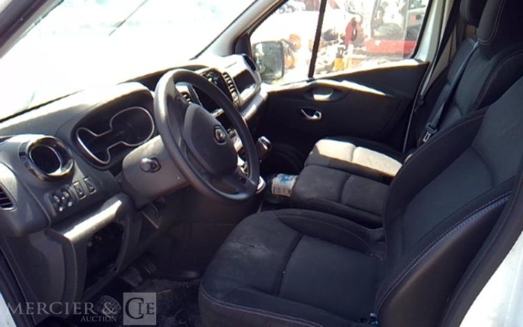 RENAULT TRAFIC GCF 1300 DCI 120 L2H1 BOIS  FS-449-YF