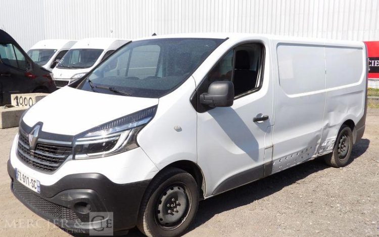 RENAULT TRAFIC GCF 1300 DCI 120 L2H1 BOIS  FZ-911-SC