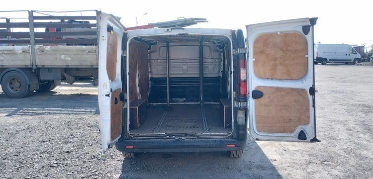 RENAULT TRAFIC GCF 1300 DCI 120 L2H1 BOIS  FZ-911-SC
